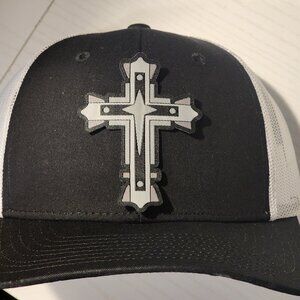 Cross Patched Black/White Mesh Low Profile Snapback Trucker Hat